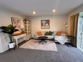 Waimairi Road - Christchurch Holiday Homes
